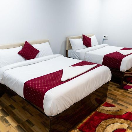 Mangozzz Magical World Hotell Panvel Eksteriør bilde