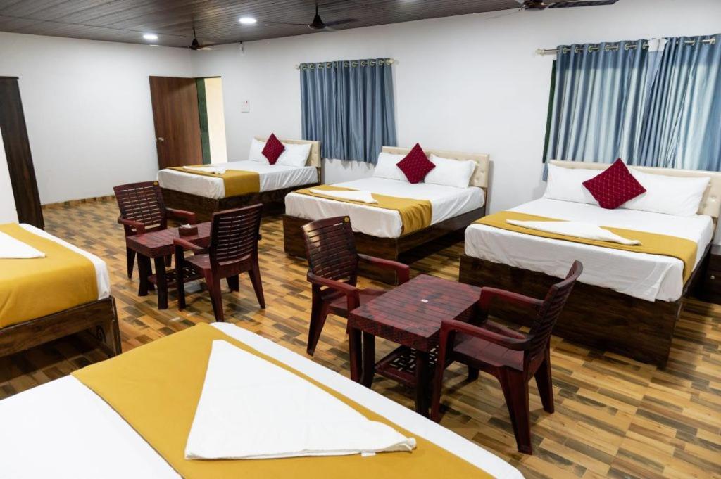 Mangozzz Magical World Hotell Panvel Eksteriør bilde