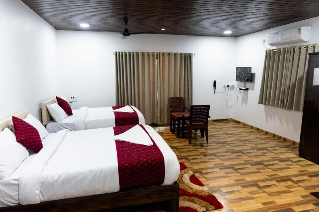 Mangozzz Magical World Hotell Panvel Eksteriør bilde