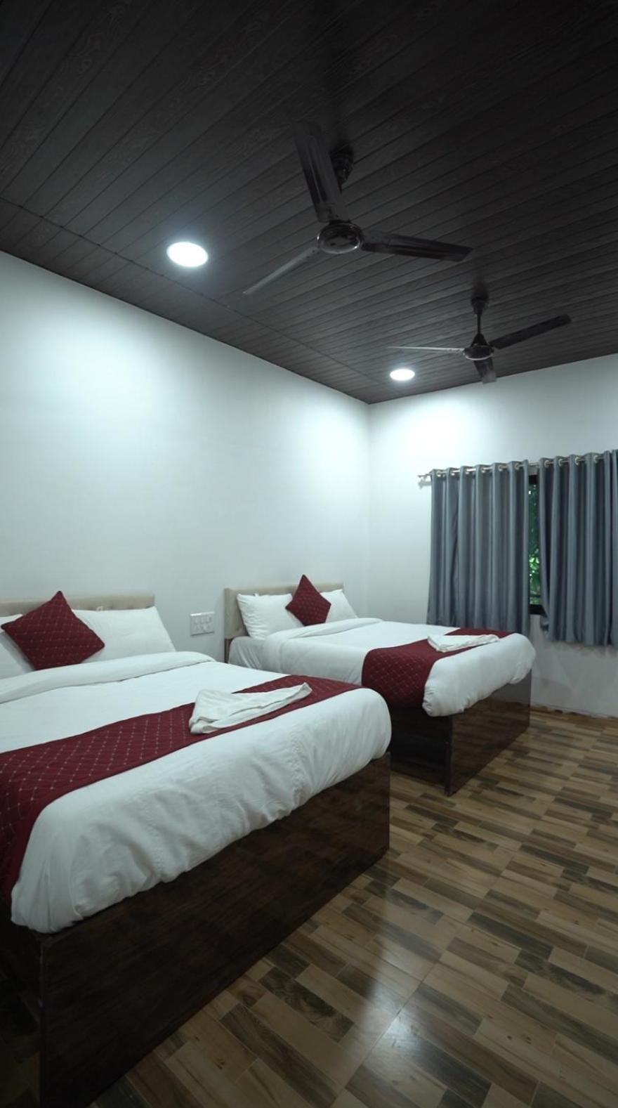 Mangozzz Magical World Hotell Panvel Eksteriør bilde